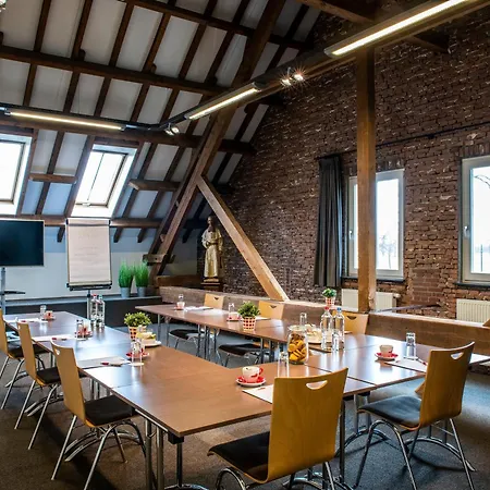 호텔 헤르베르그 데 브라반트 클루이스 2*